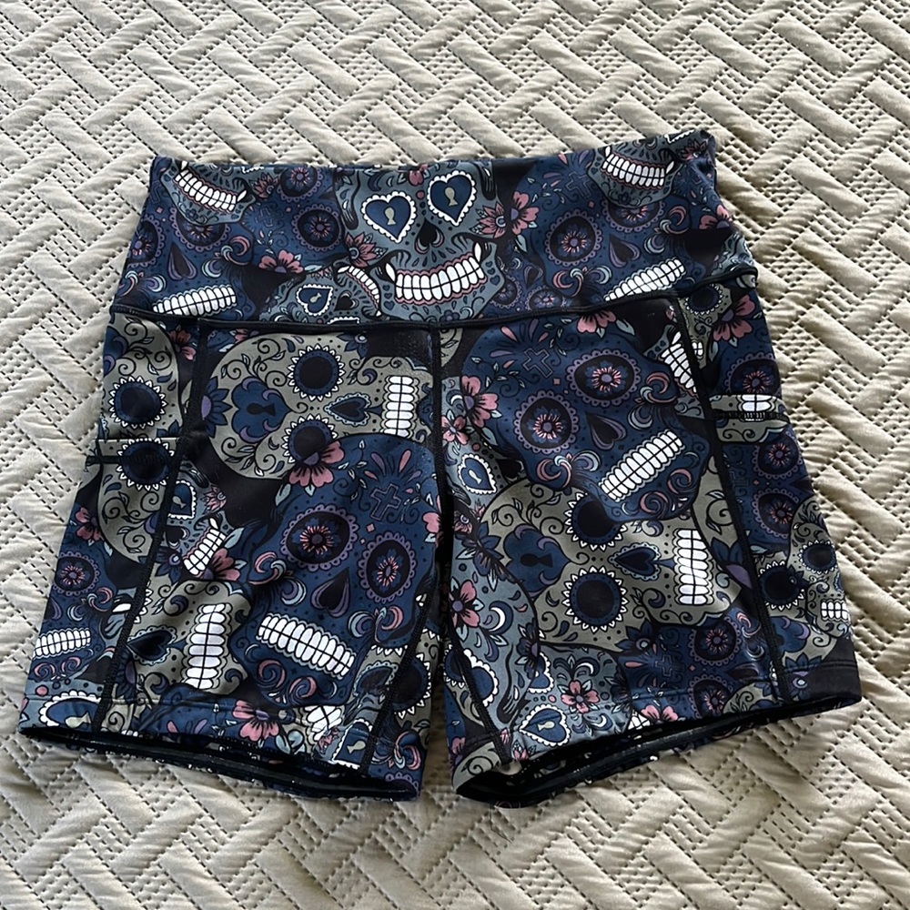 Constantly Varied Gear 5inch shorts